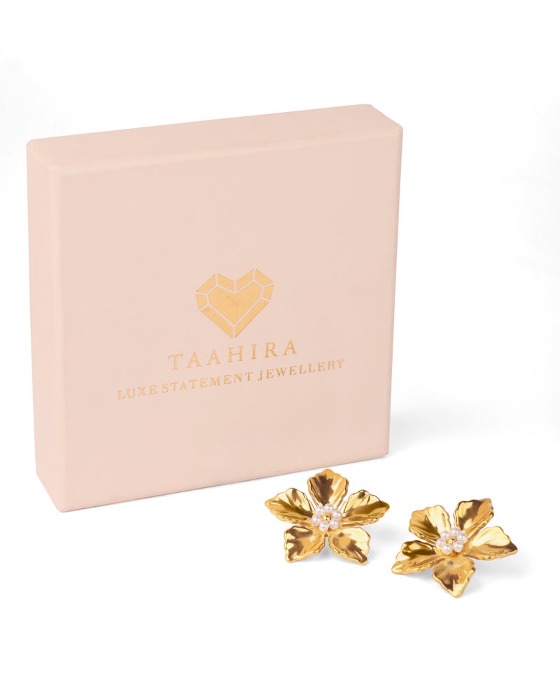 TAAHIRA Celine Flower Stud Earrings - Image 3